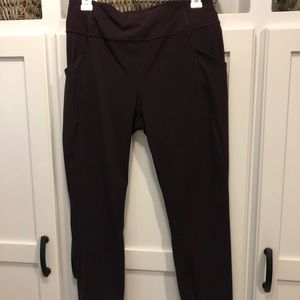 Wine Lululemon Legging Size 10 NWOT-FREE Lulu tank